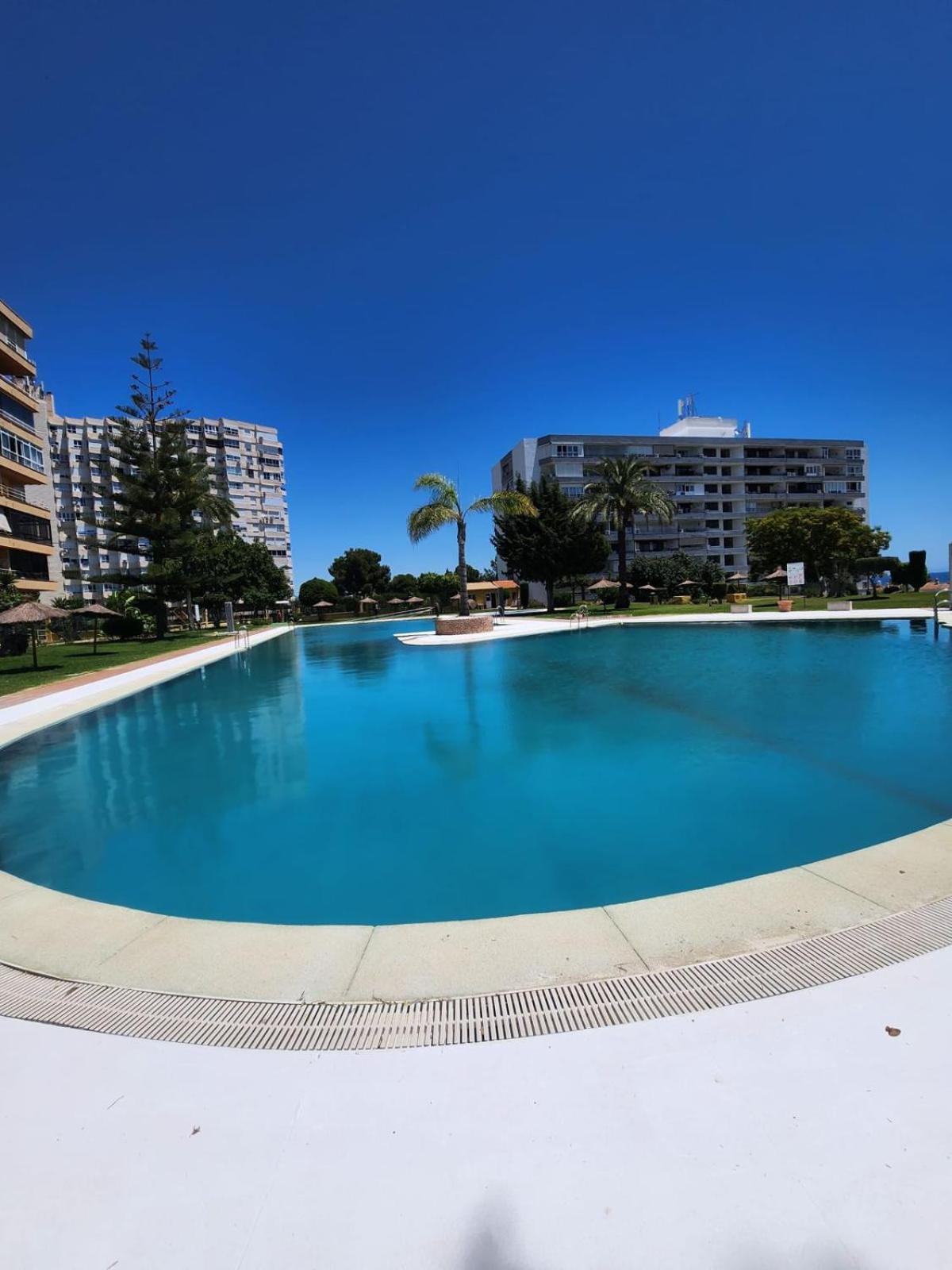 Estudio Melmar En Playamar Torremolinos Exterior photo